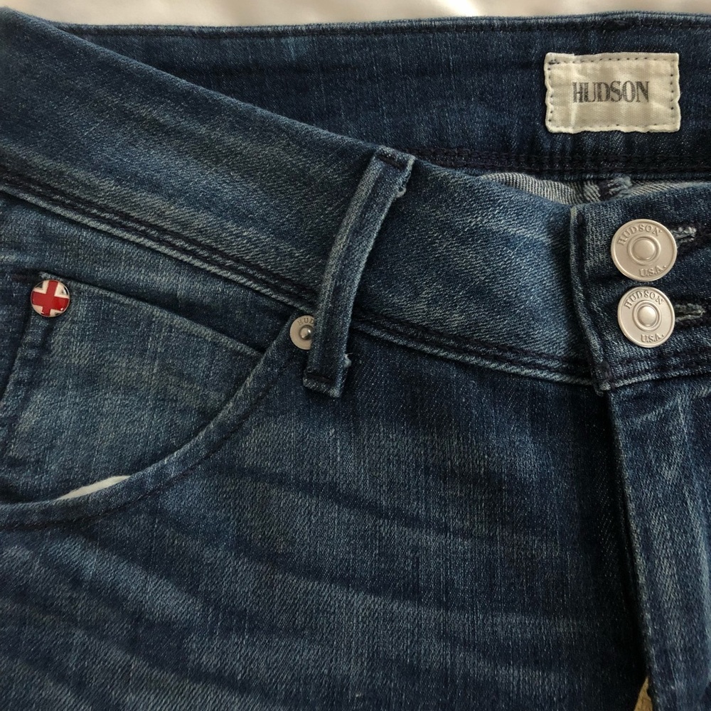 Hudson size 25 “Collin flap skinny crop”